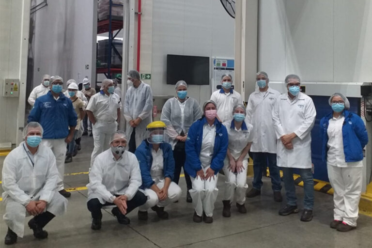 Acto de bendición a las instalaciones de la Planta Estrella Azul