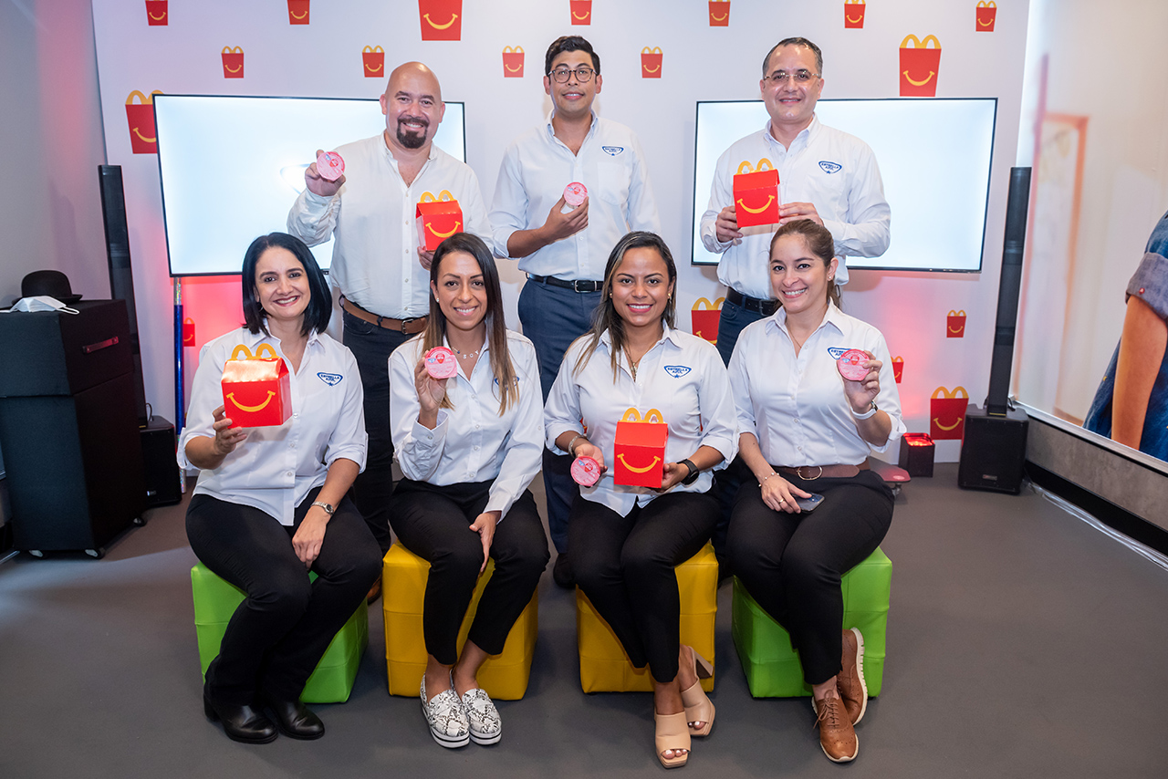 Estrella Azul | Nueva cajita feliz McDonald’s Panamá
