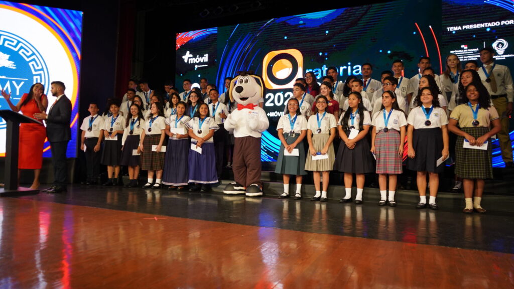 DSC06629 scaled 1 | Concurso Nacional de Oratoria