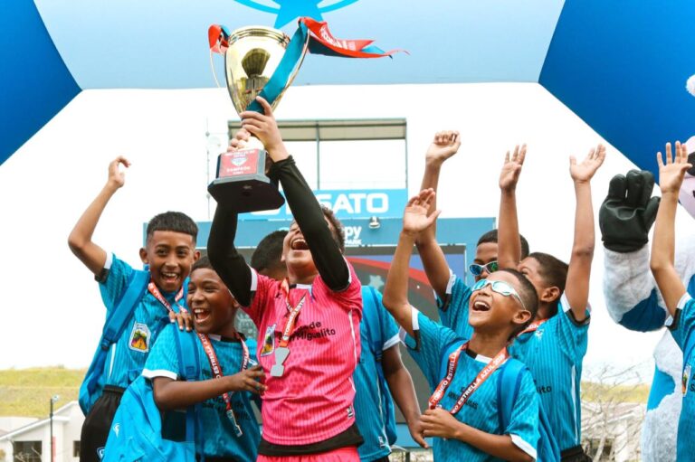 ¡En Panamá el fútbol se vive rumbo al Mundial!